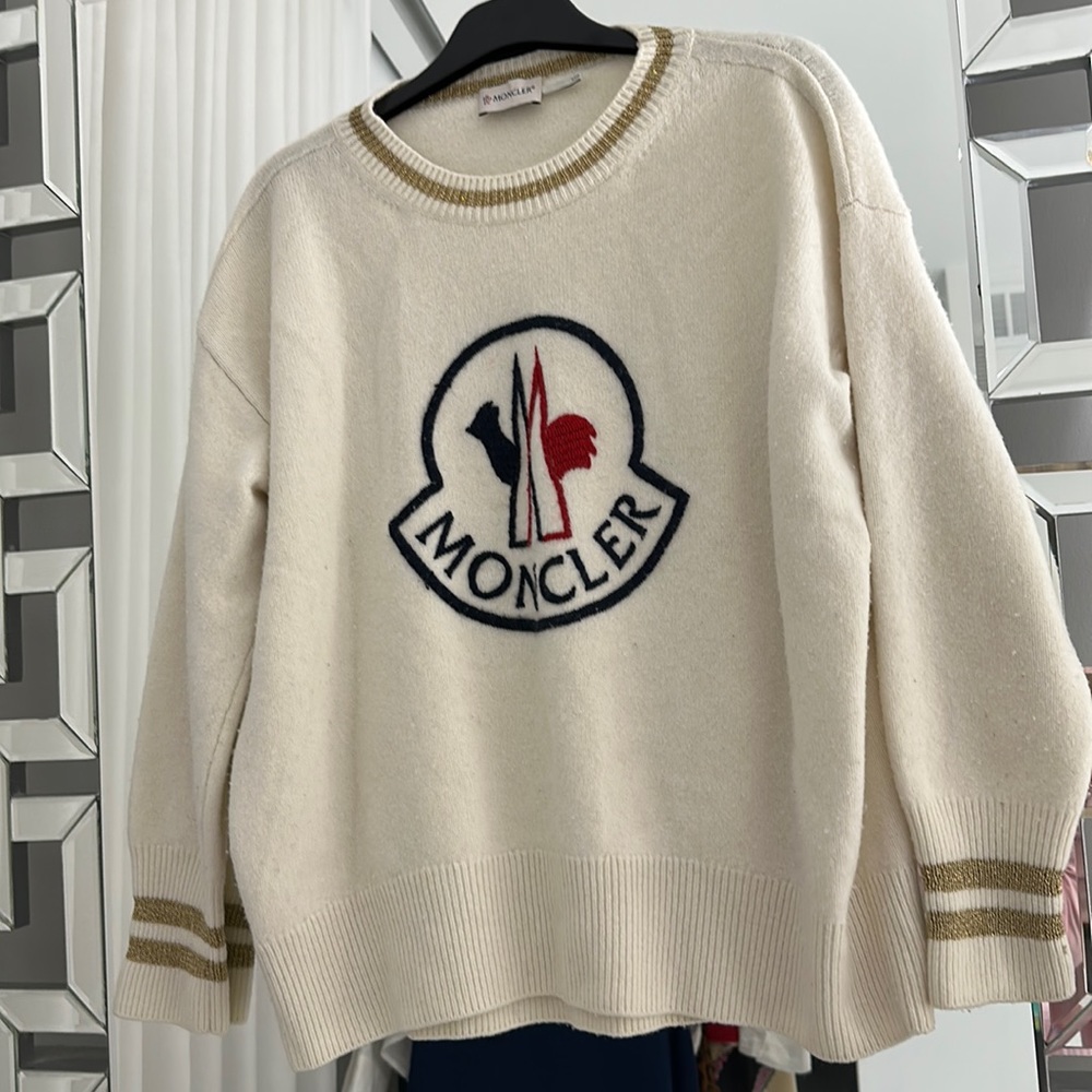 COPY - Moncler logo print Sweater. XS